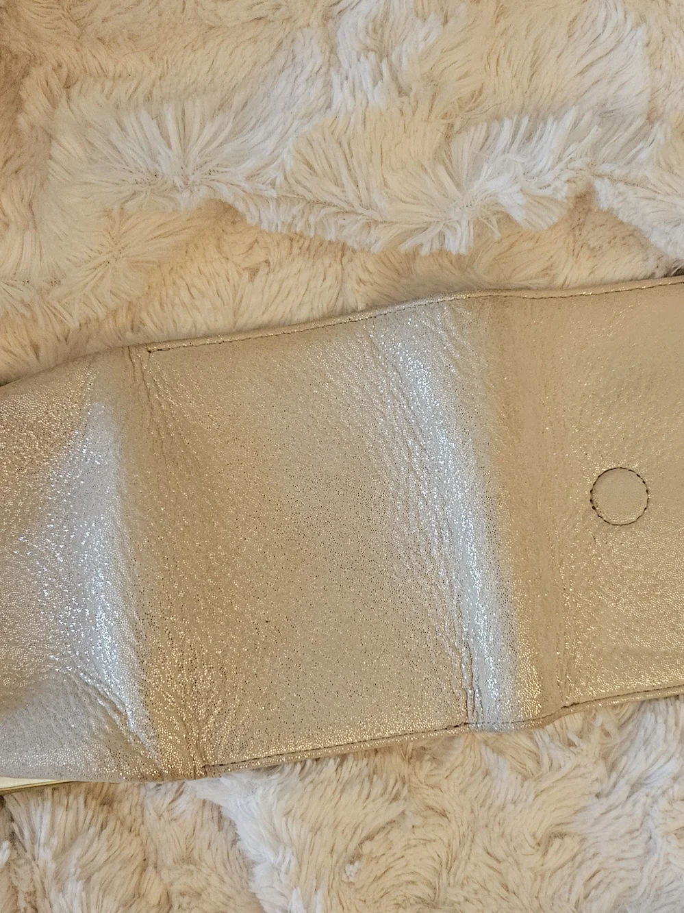 HOBO☆Robin Compact Wallet - Sand Shimmer